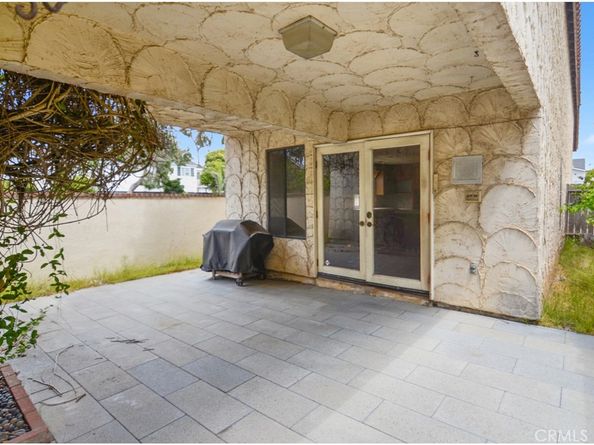 627 19th Street, Huntington Beach CA 92648