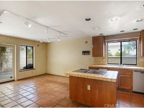 627 19th Street, Huntington Beach CA 92648