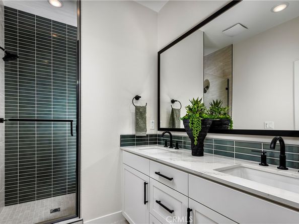 945 Angelene Road, Covina CA 91722