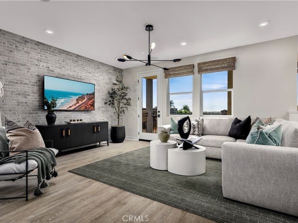 945 Angelene Road, Covina CA 91722