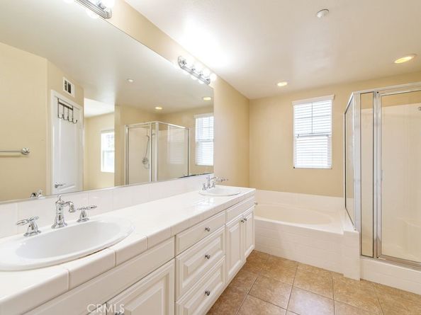 32 Clifford Lane, Ladera Ranch CA 92694
