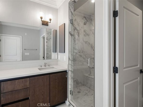 188 S Sierra Madre Boulevard 8, Pasadena CA 91107