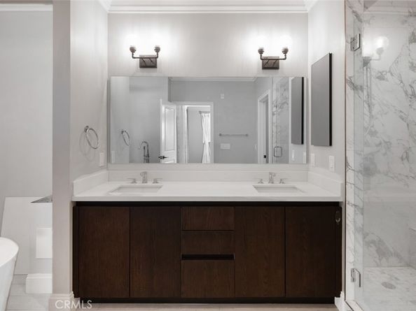 188 S Sierra Madre Boulevard 8, Pasadena CA 91107