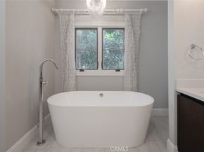 188 S Sierra Madre Boulevard 8, Pasadena CA 91107