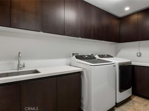 188 S Sierra Madre Boulevard 8, Pasadena CA 91107