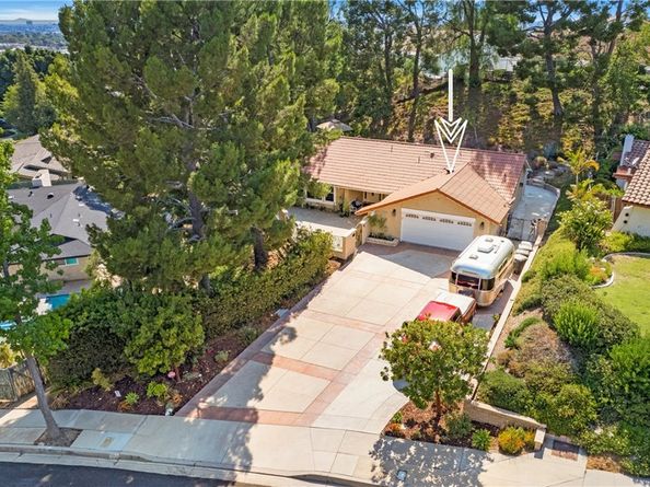 2541 E Denise Avenue, Orange CA 92867