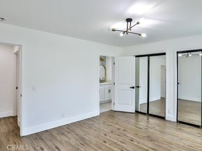 11445 Saticoy Street, North Hollywood CA 91605