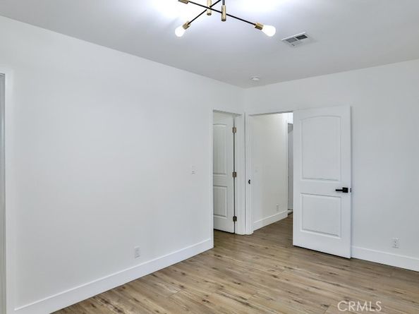 11445 Saticoy Street, North Hollywood CA 91605