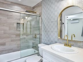 11445 Saticoy Street, North Hollywood CA 91605