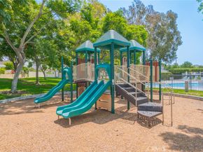 34 Wetstone 46, Irvine CA 92604