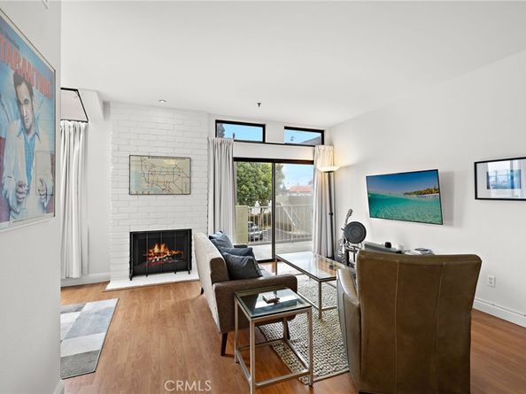 17641 Sergio Circle 203, Huntington Beach CA 92647