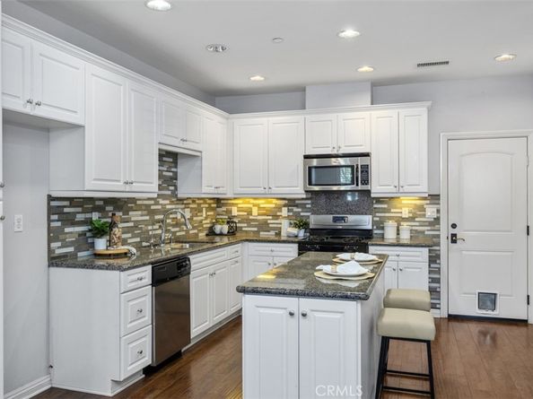 760 S Olive Street, Anaheim CA 92805