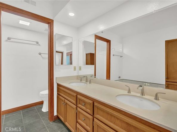 3021 Croyden Bay 97, Costa Mesa CA 92626