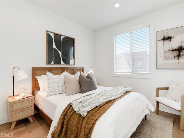 347 W Citracado 14, Escondido CA 92025