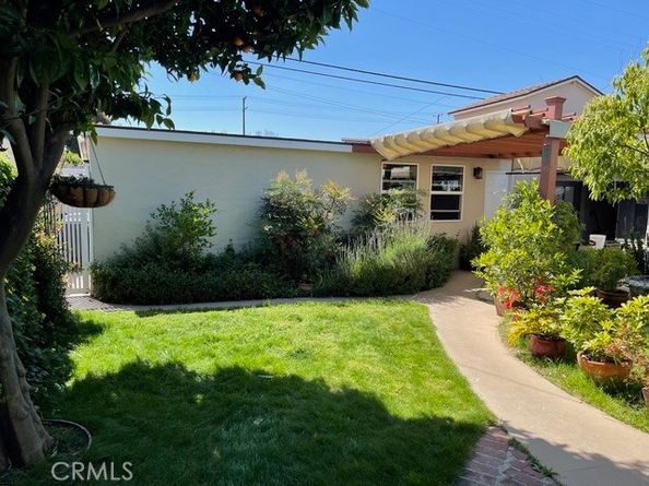 2871 Daisy Avenue, Long Beach CA 90806