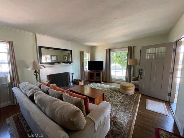 2871 Daisy Avenue, Long Beach CA 90806