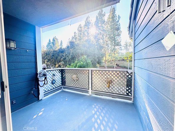 23 Hollyhock Lane 226, Aliso Viejo CA 92656