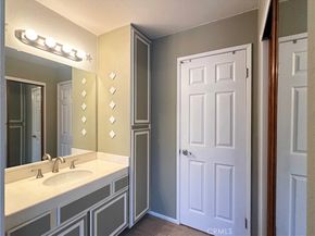 23 Hollyhock Lane 226, Aliso Viejo CA 92656