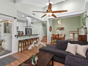 2730 W Segerstrom Avenue D, Santa Ana CA 92704