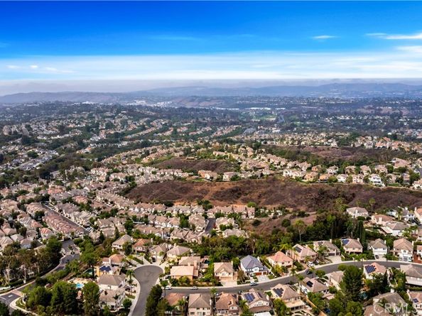 35 Rimani Drive, Mission Viejo CA 92692