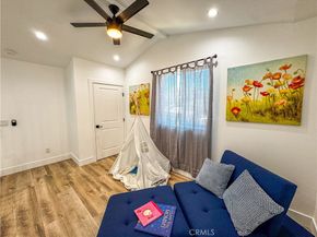 2817 Easy Avenue, Long Beach CA 90810