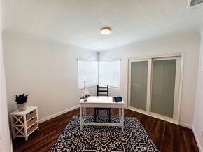 2817 Easy Avenue, Long Beach CA 90810