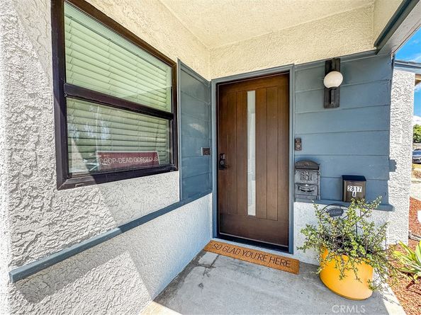 2817 Easy Avenue, Long Beach CA 90810