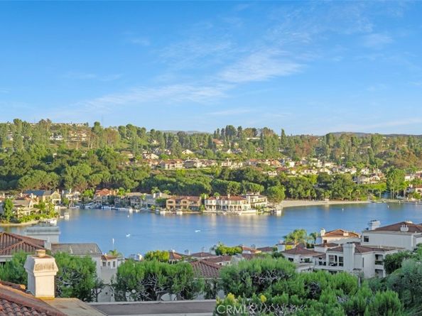 22396 Estallens 56, Mission Viejo CA 92692