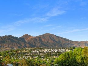 22396 Estallens 56, Mission Viejo CA 92692
