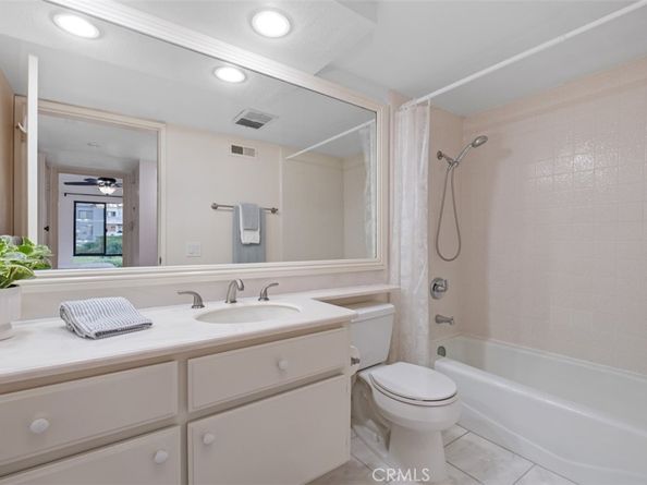 22396 Estallens 56, Mission Viejo CA 92692