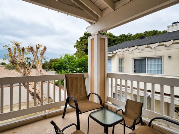 2025 Artesia Boulevard G, Torrance CA 90504