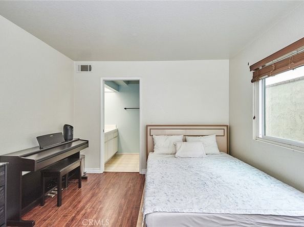 2025 Artesia Boulevard G, Torrance CA 90504