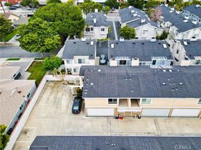 2025 Artesia Boulevard G, Torrance CA 90504