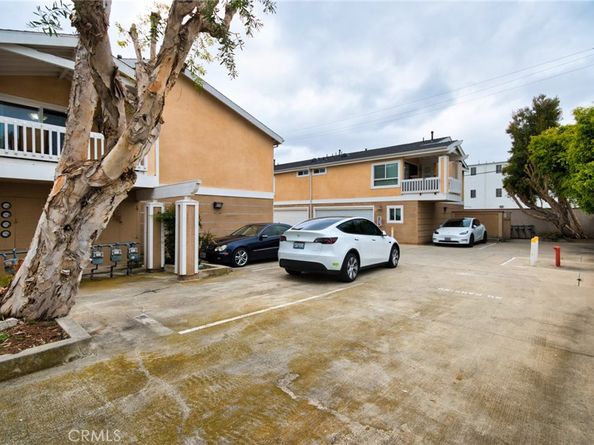 2025 Artesia Boulevard G, Torrance CA 90504