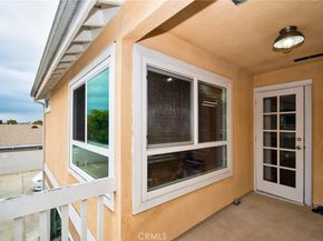 2025 Artesia Boulevard G, Torrance CA 90504