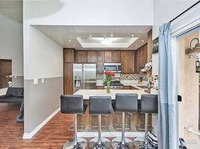 2025 Artesia Boulevard G, Torrance CA 90504