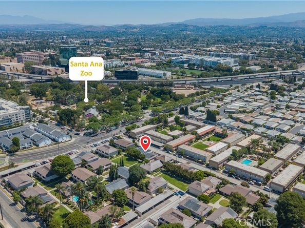 521 S Lyon Street 11, Santa Ana CA 92701