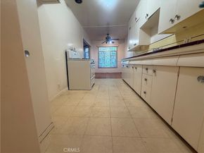 50 Elm 11, Long Beach CA 90802