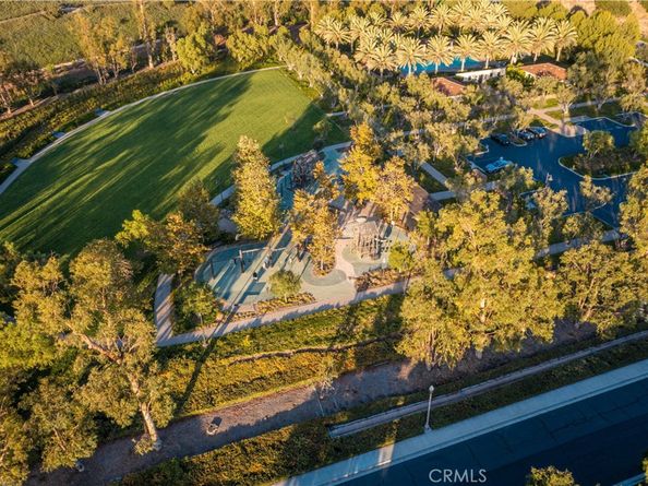 106 Long Fence, Irvine CA 92602