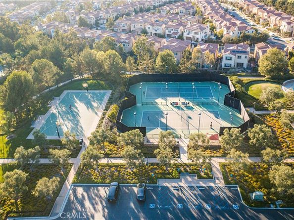 106 Long Fence, Irvine CA 92602