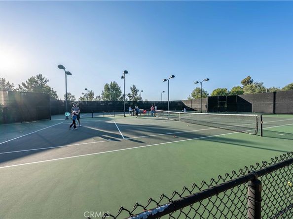 106 Long Fence, Irvine CA 92602