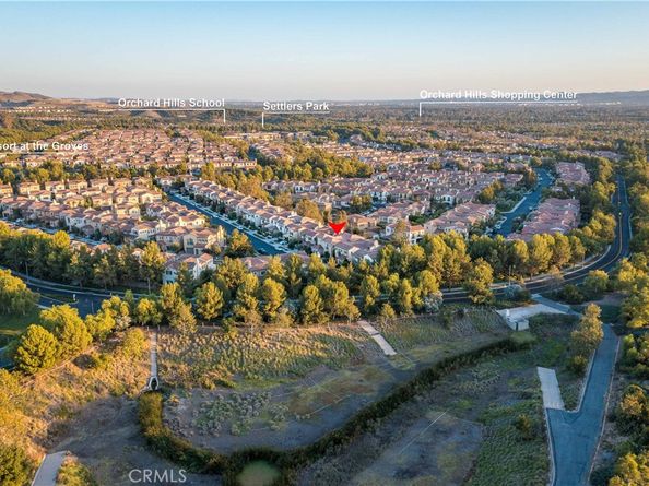 106 Long Fence, Irvine CA 92602