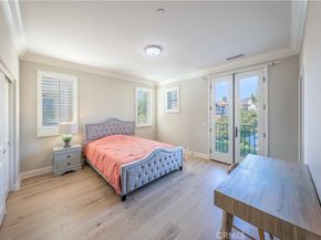 106 Long Fence, Irvine CA 92602