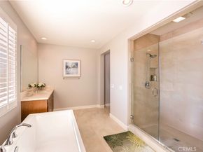 106 Long Fence, Irvine CA 92602