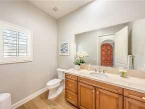 106 Long Fence, Irvine CA 92602
