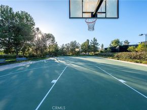 106 Long Fence, Irvine CA 92602