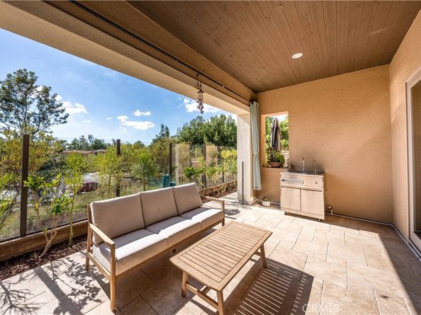 106 Long Fence, Irvine CA 92602