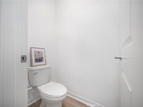 211 Baluster, Irvine CA 92618
