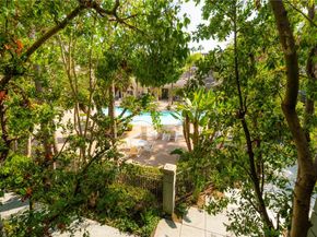 2233 Martin 202, Irvine CA 92612
