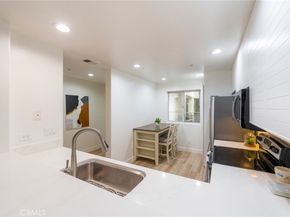 2233 Martin 202, Irvine CA 92612